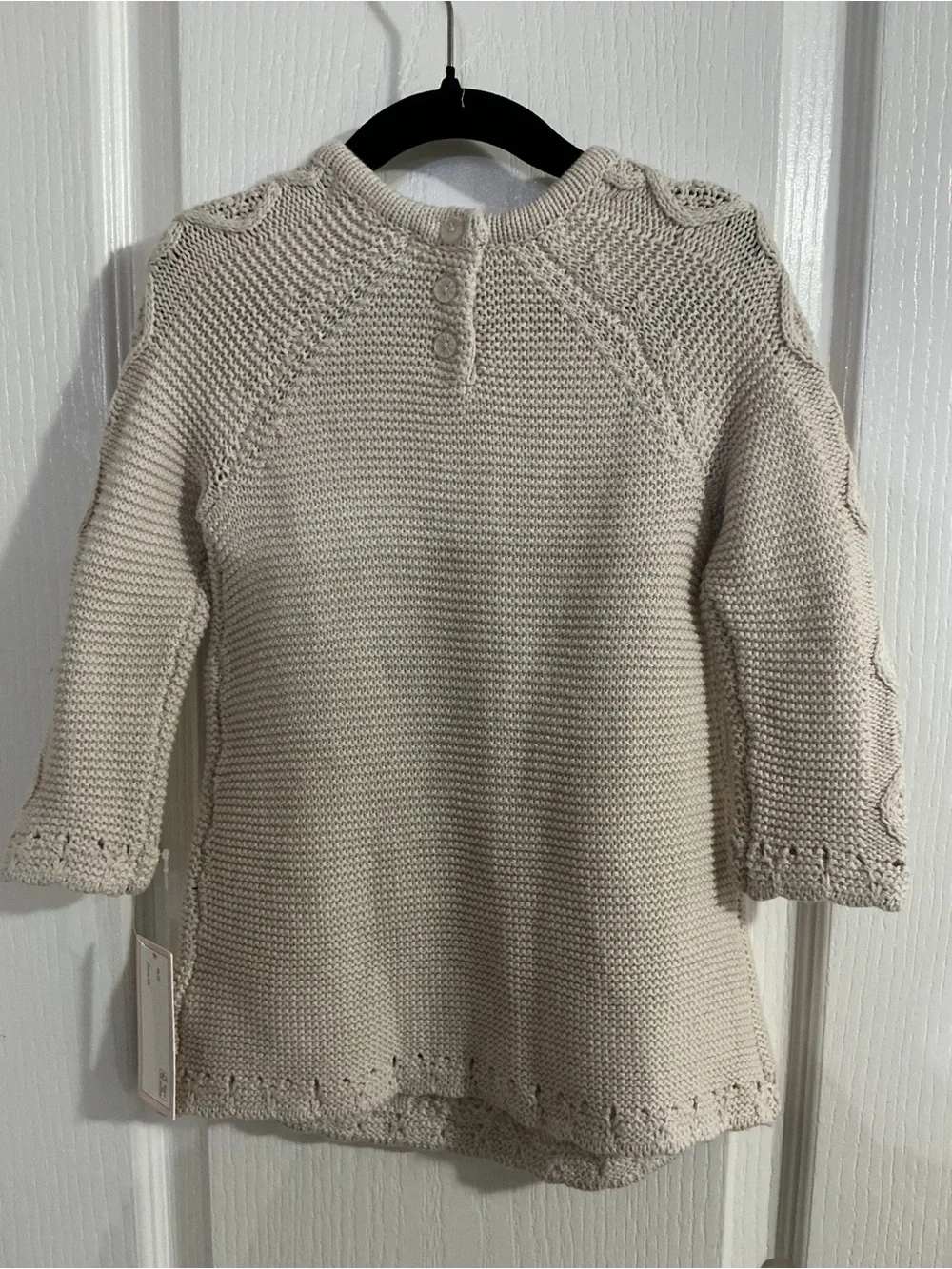 cupcakes & cashmere cream cable